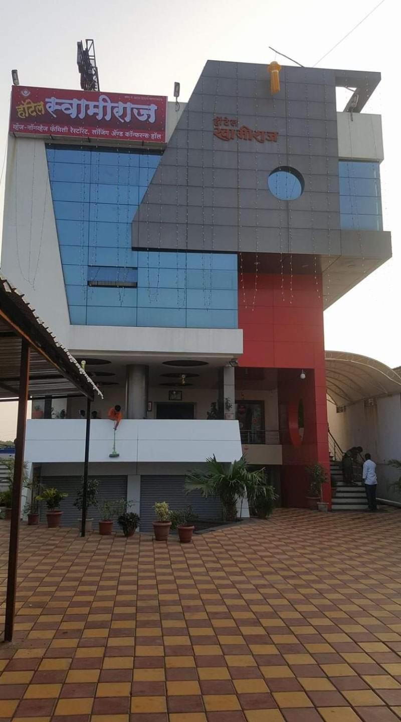 Hotel Swamiraj Indāpur 외부 사진